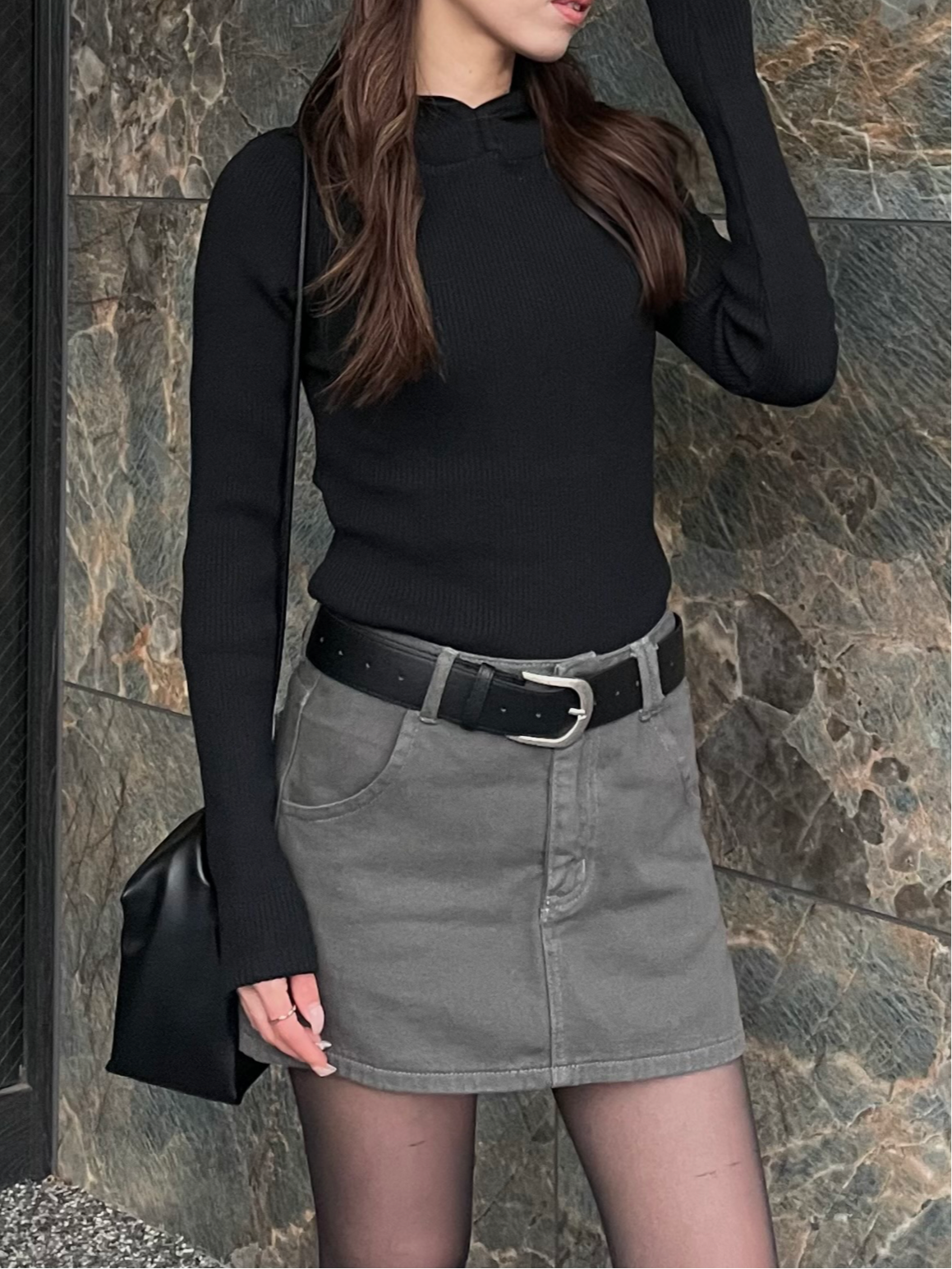 LOWRISE MINI SKIRT