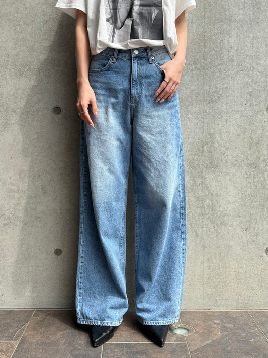 Pocket design wide denim