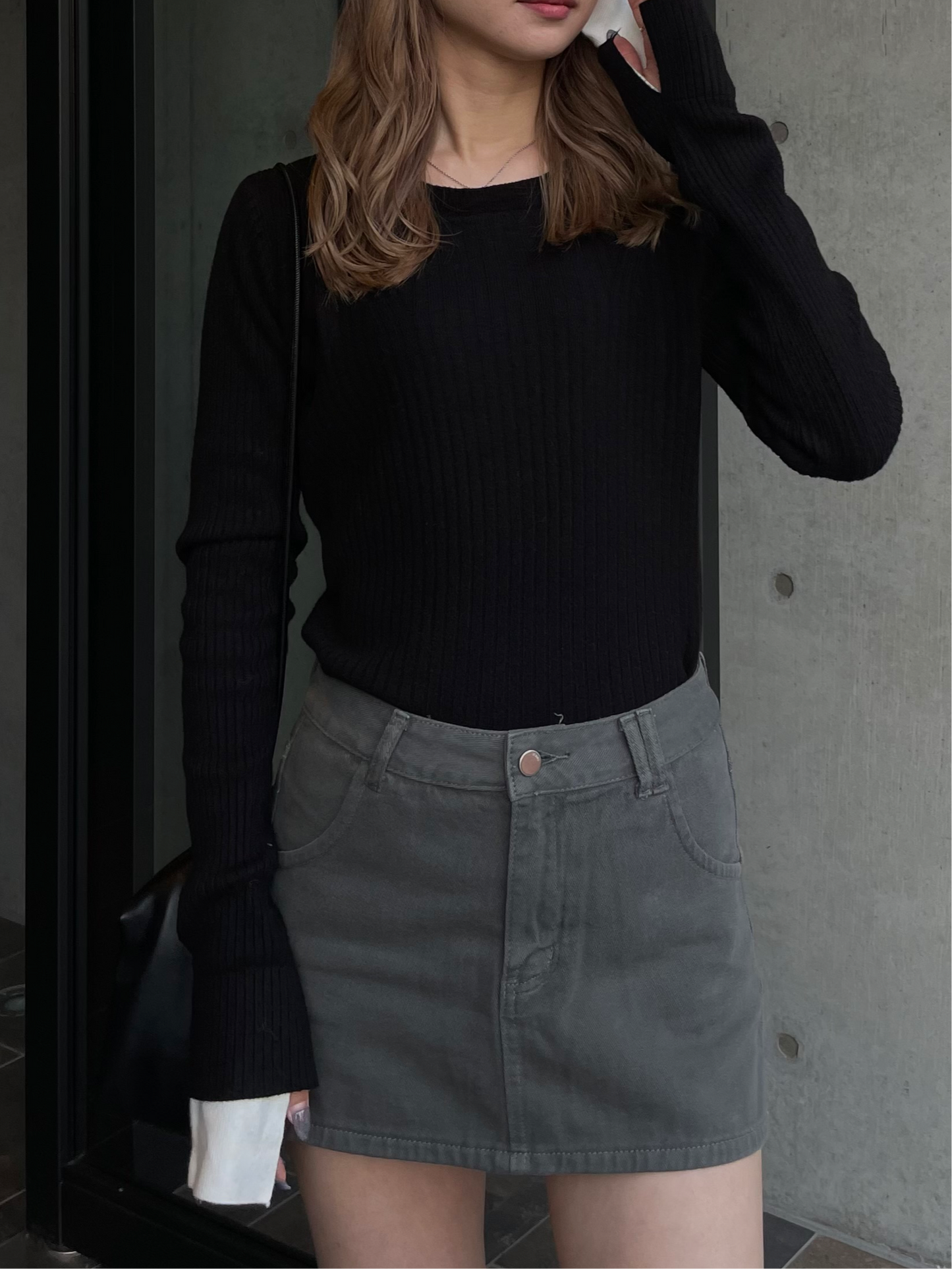 LOWRISE MINI SKIRT