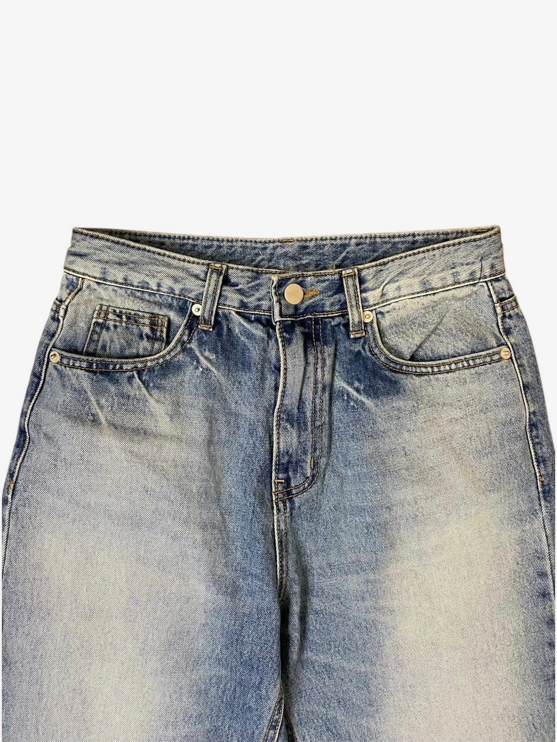 BACK CUT STRAIGHT JEANS