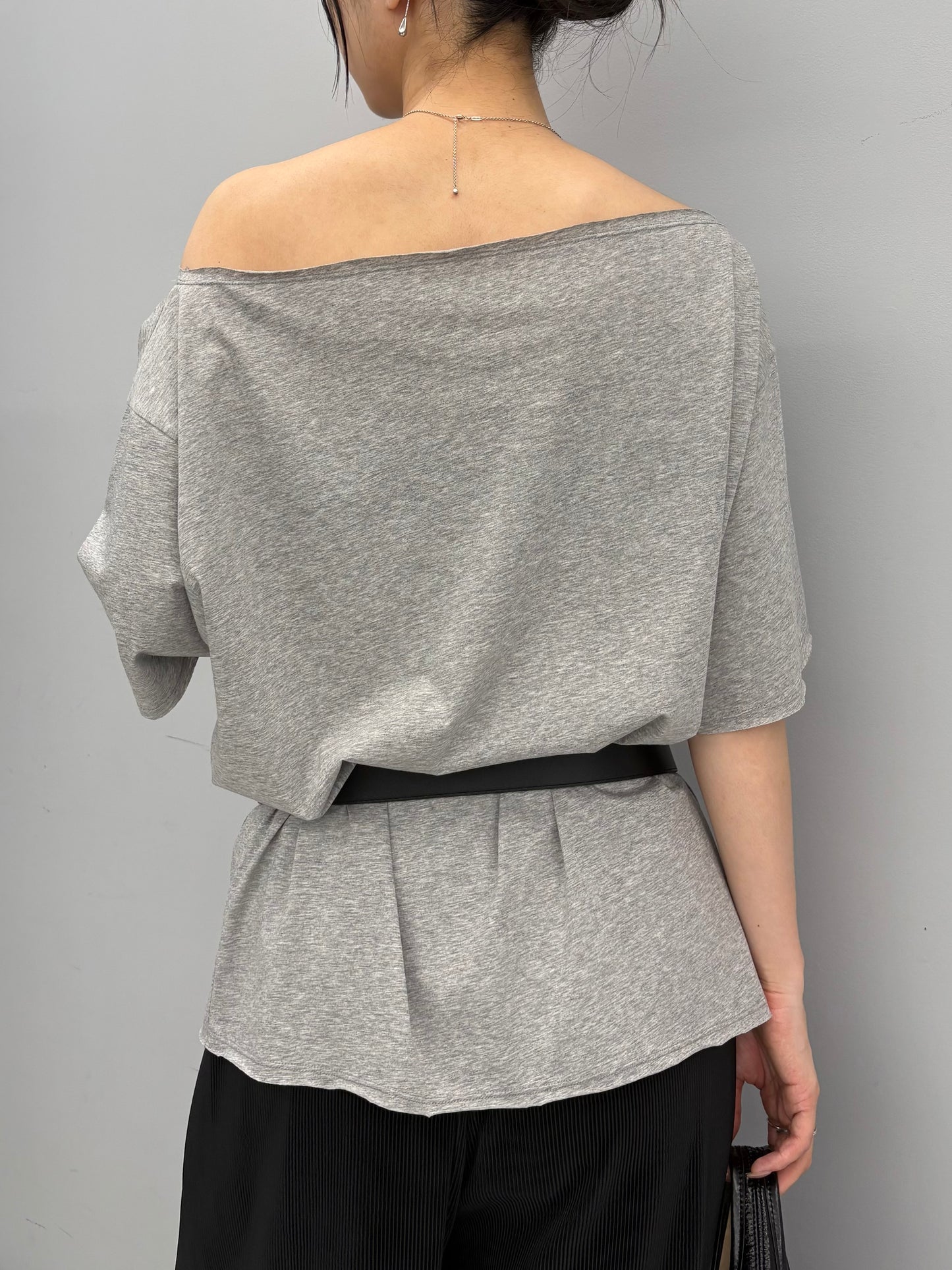 Boatneck cut T-shirt