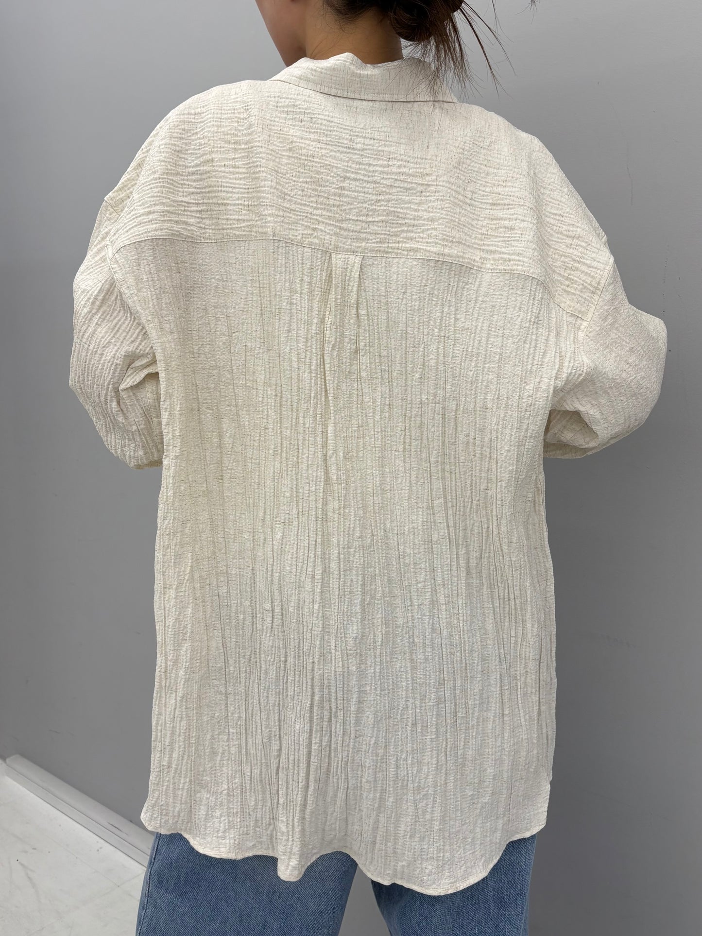 Over wrinkle shirt