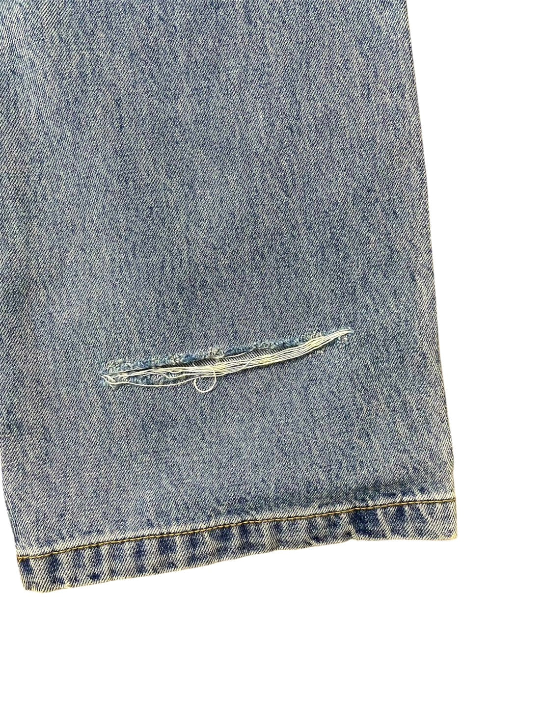 BACK CUT STRAIGHT JEANS
