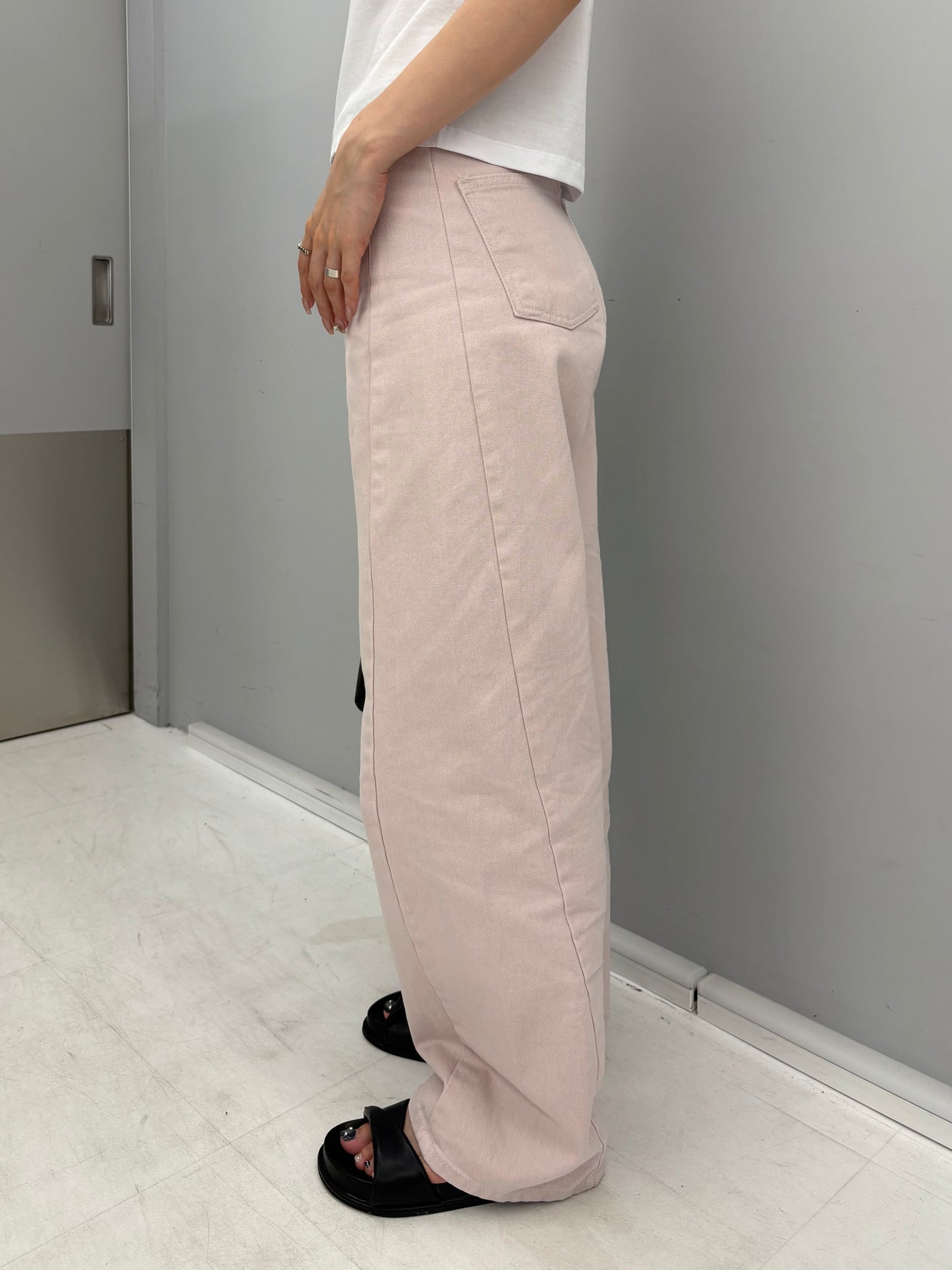 Pigment color wide denim