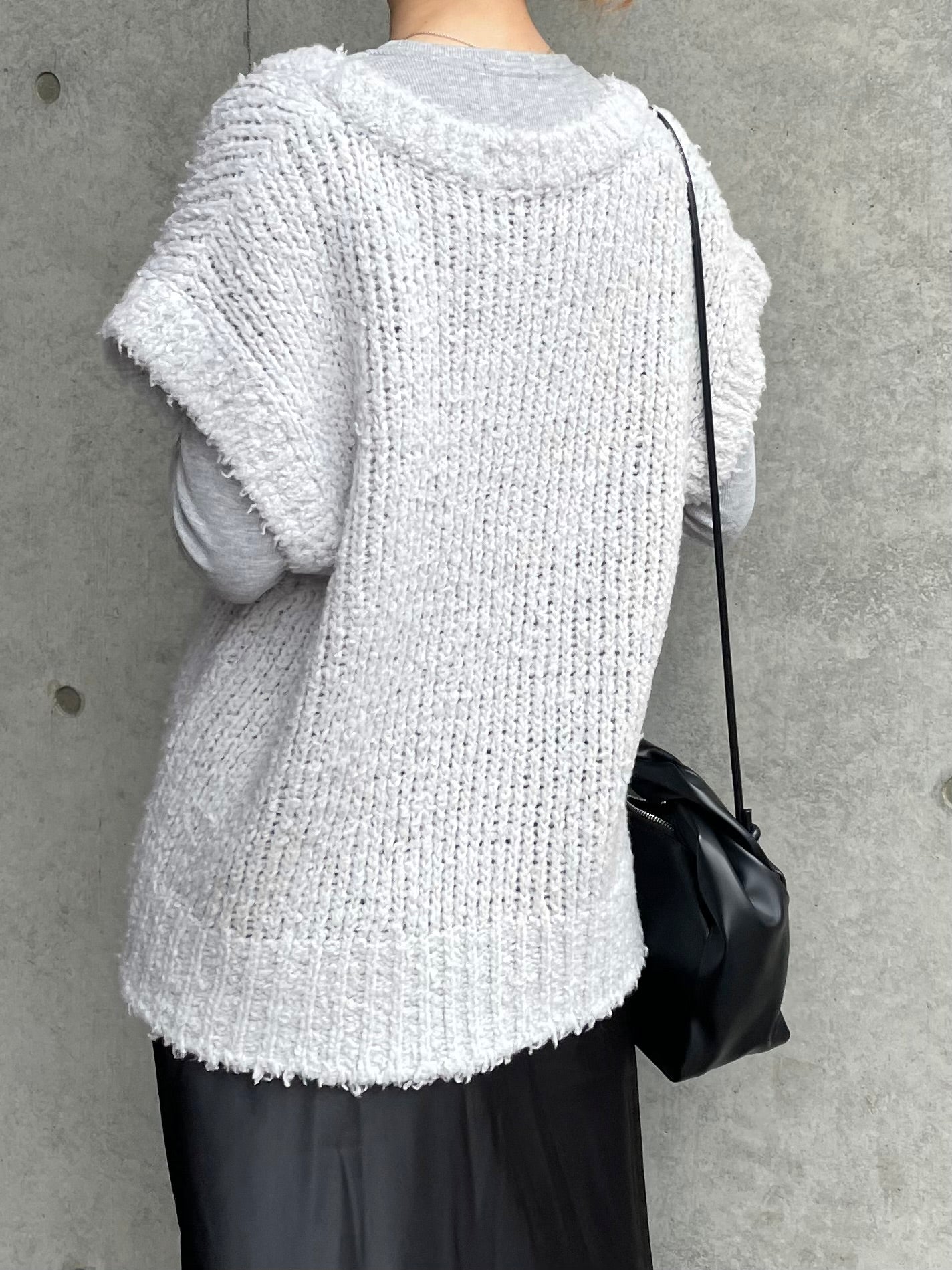 WOOL KNIT VEST