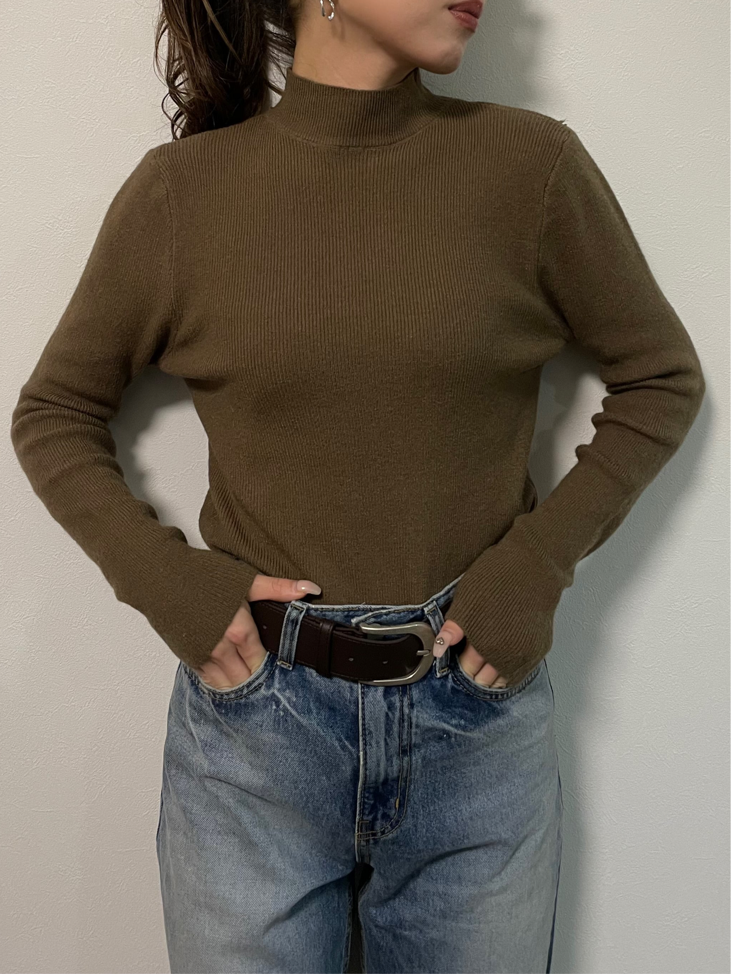 SIMPLE HIGH NECK KNIT