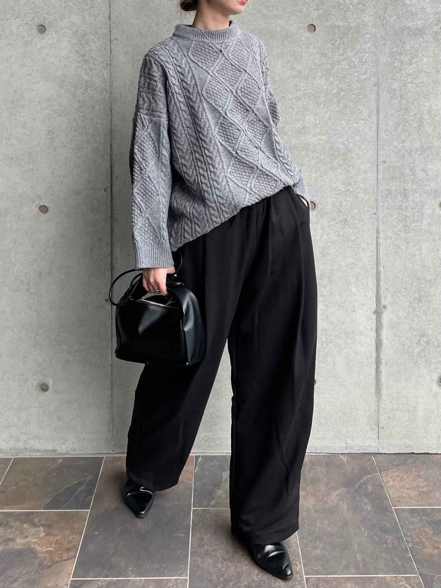 OVER CABLE KNIT