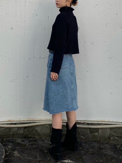 LOOSE TURTLE KNIT TOPS