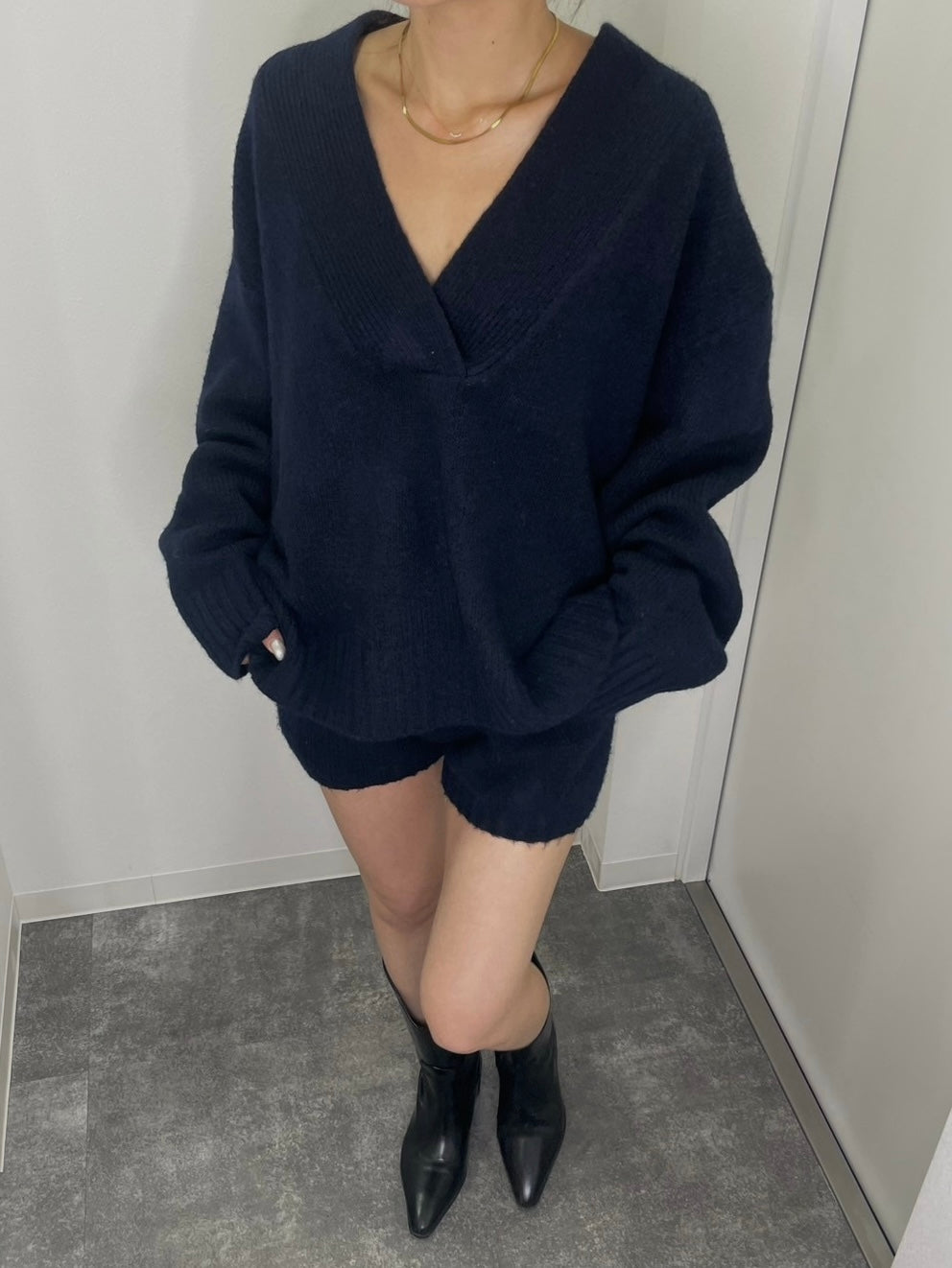 V/N KNIT SET UP