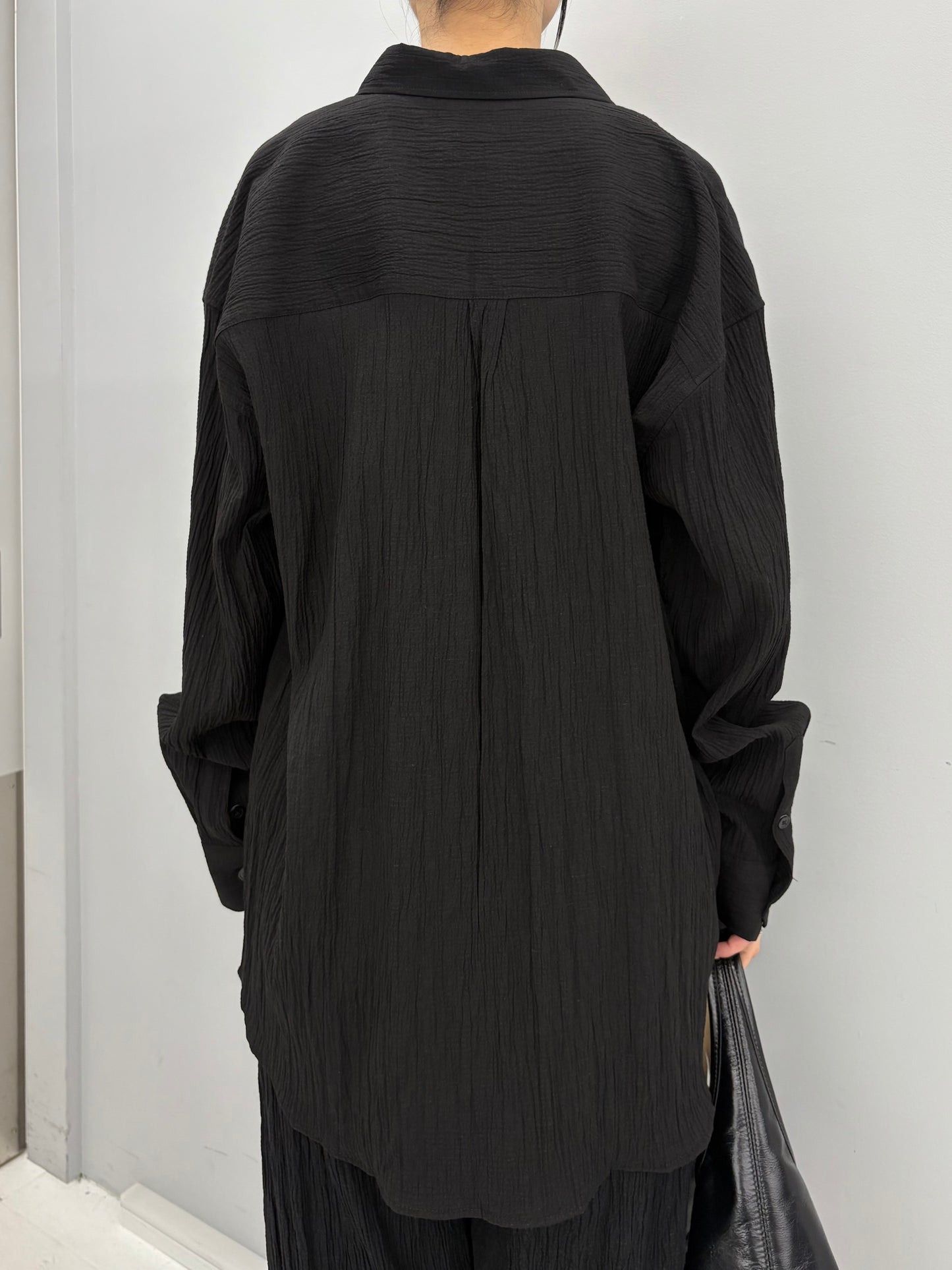 Over wrinkle shirt