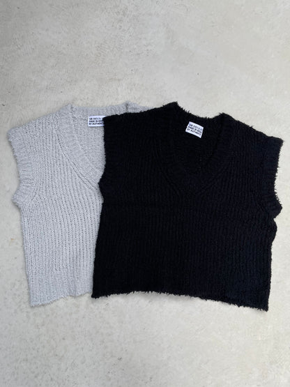 WOOL KNIT VEST