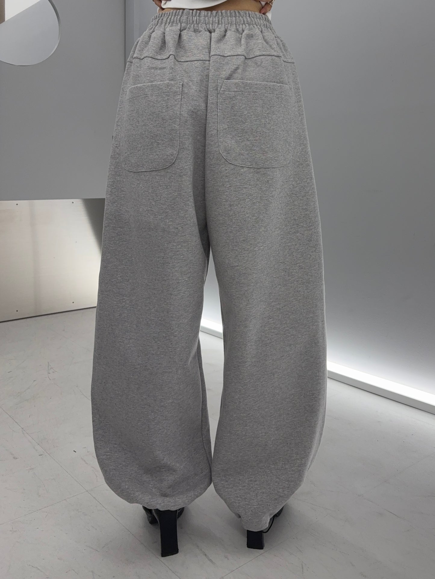 Curve sweat pants