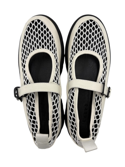 Mesh ballet shoes