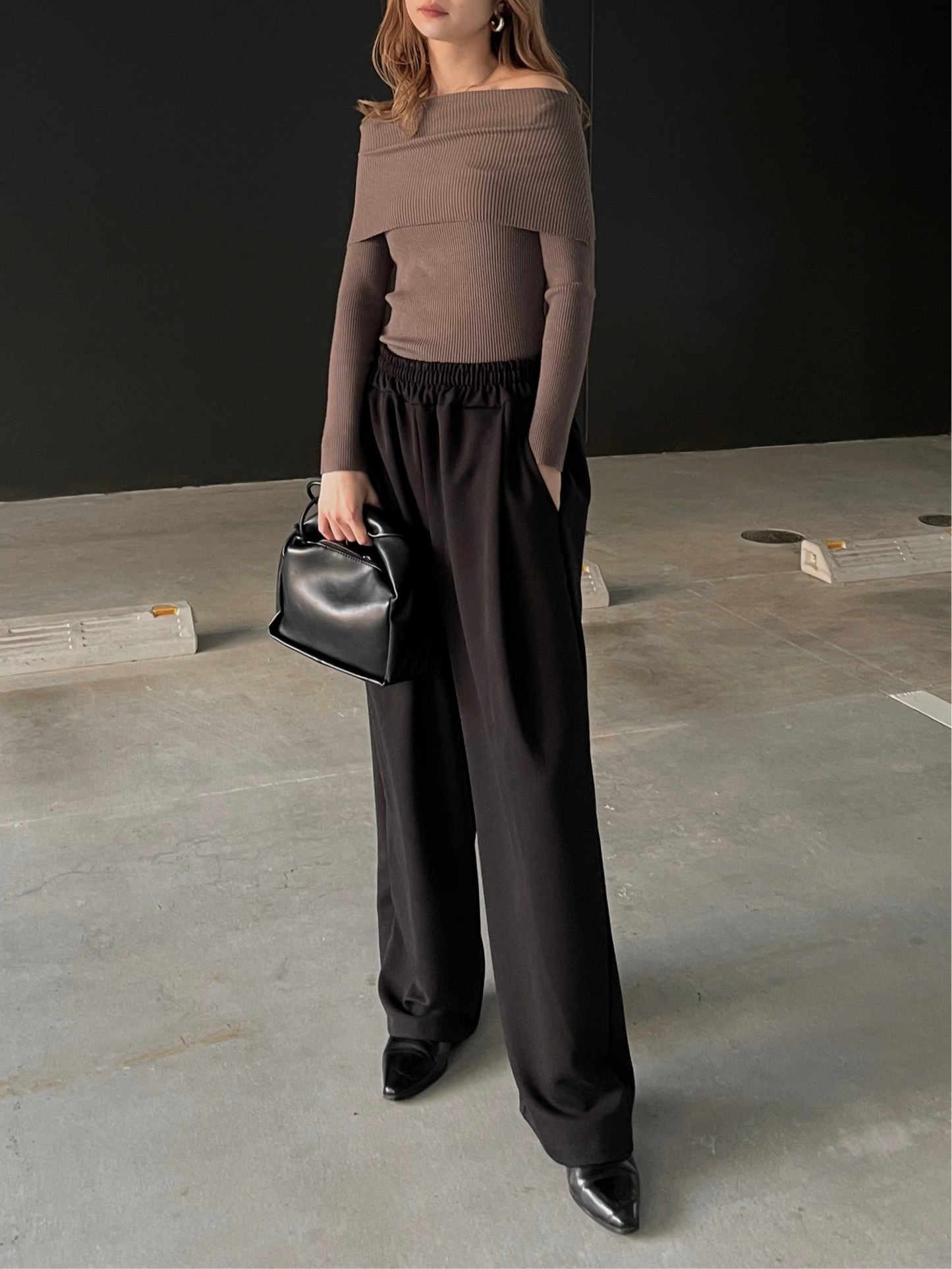 OFF SHOULDER RIB KNIT