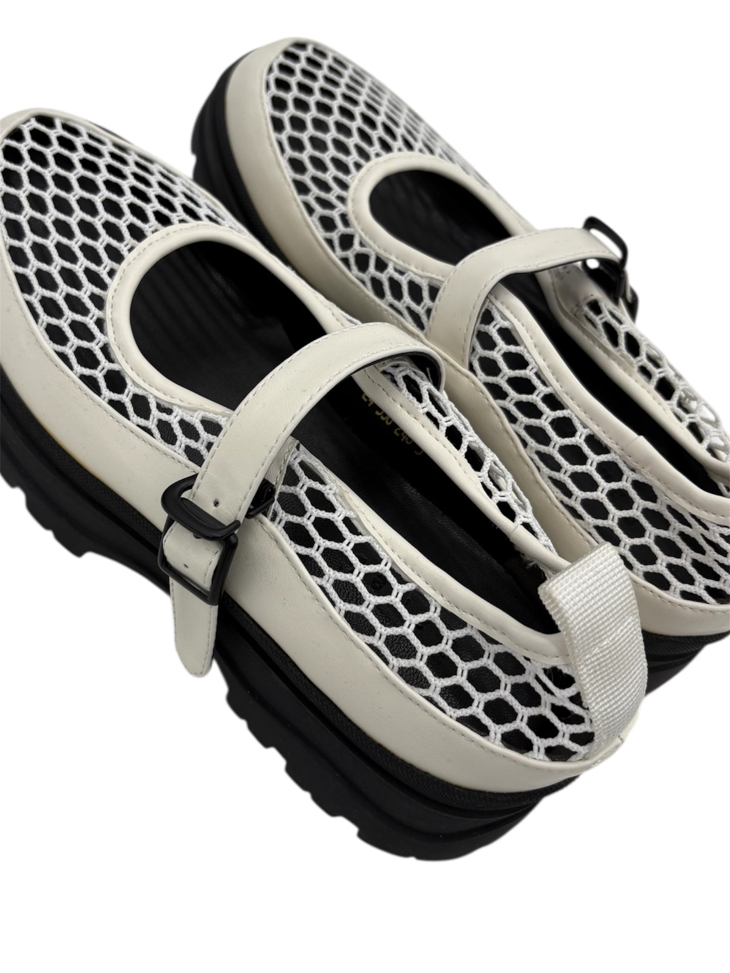 Mesh ballet shoes