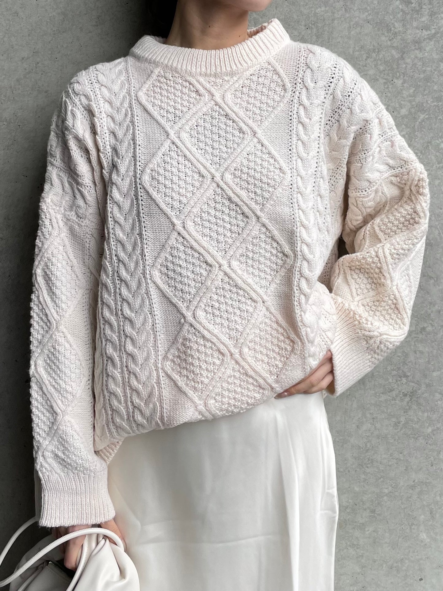 OVER CABLE KNIT
