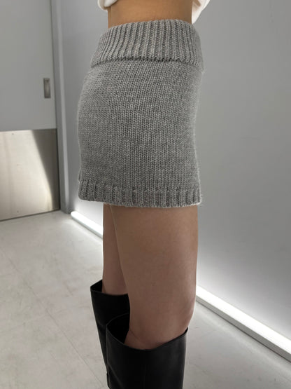 Wool knit short pants