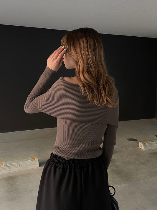 OFF SHOULDER RIB KNIT