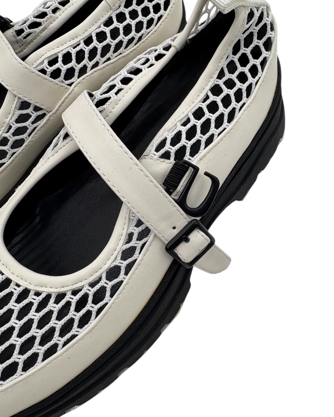 Mesh ballet shoes