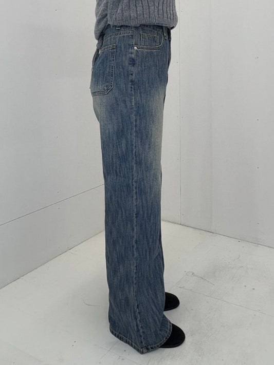 Straight wide wash jeans