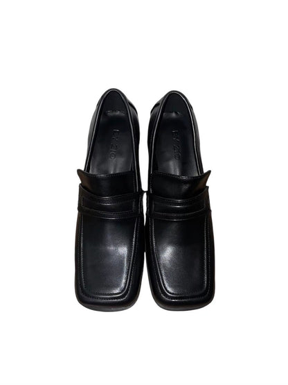 SQUARE TOE LOAFER