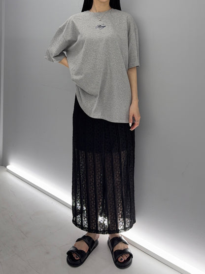 Back embroidery T-shirt