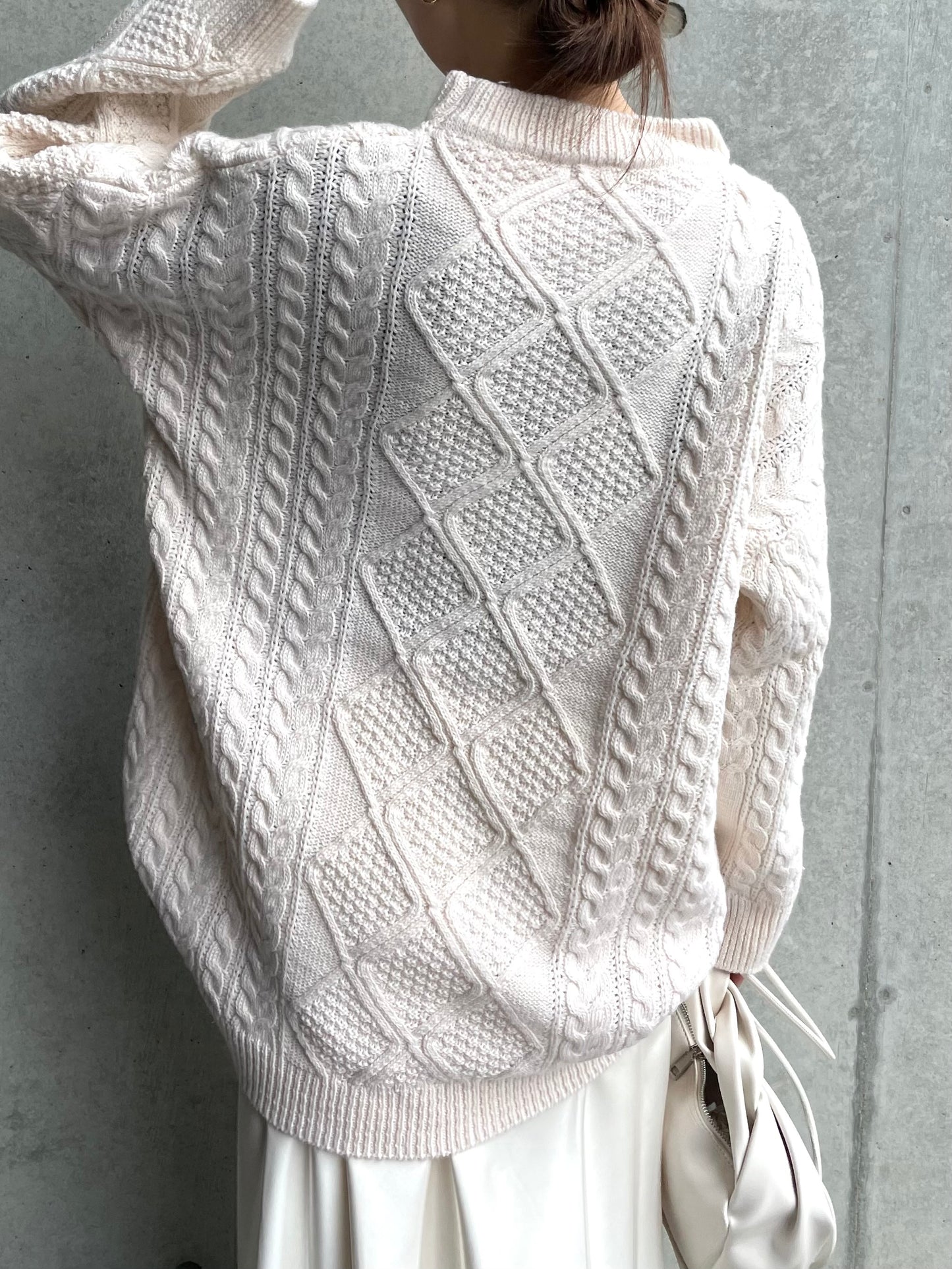 OVER CABLE KNIT
