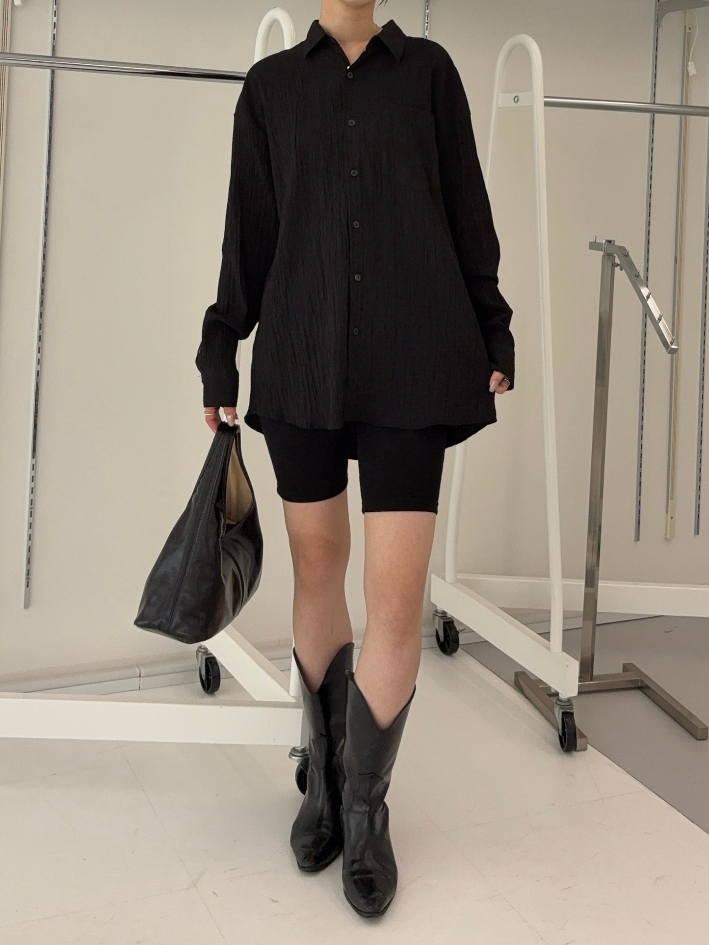 Over wrinkle shirt