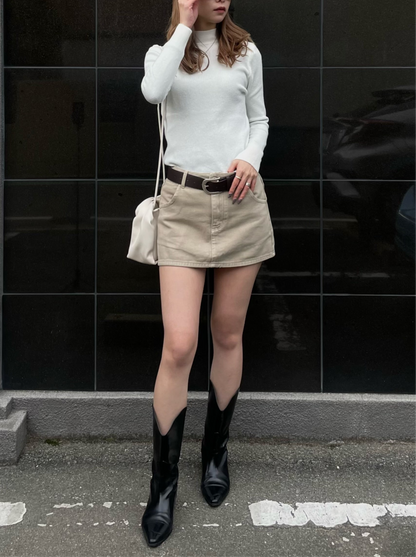 SIMPLE HIGH NECK KNIT