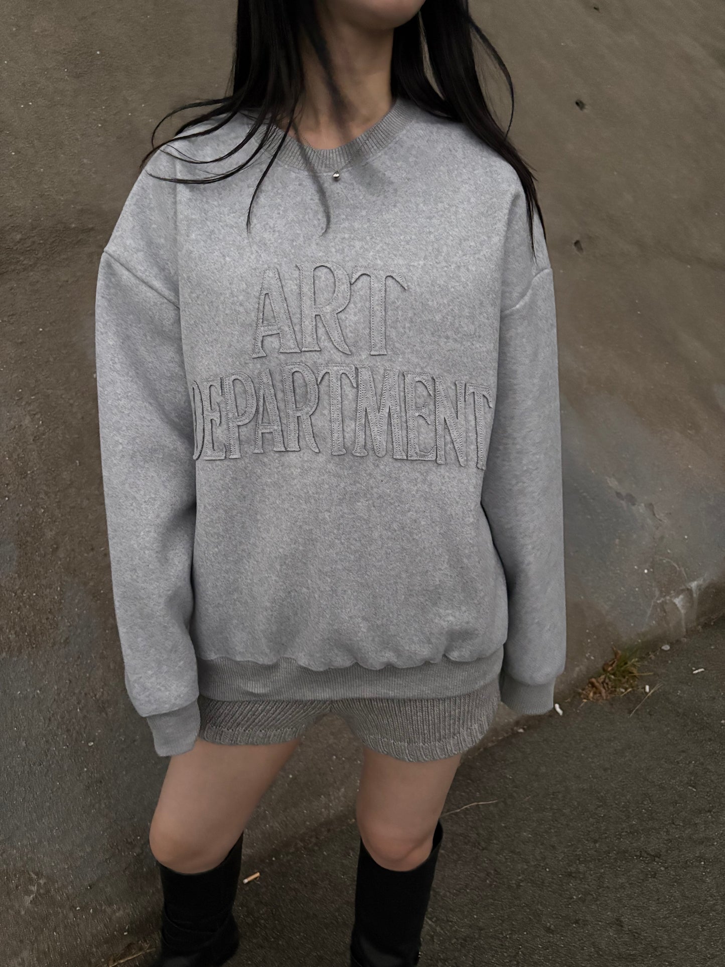 Art patch sweat tops