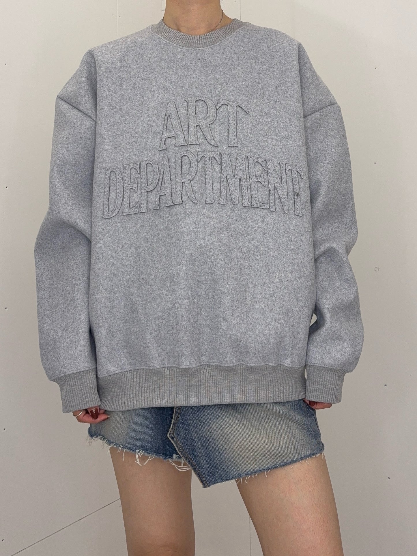 Art patch sweat tops