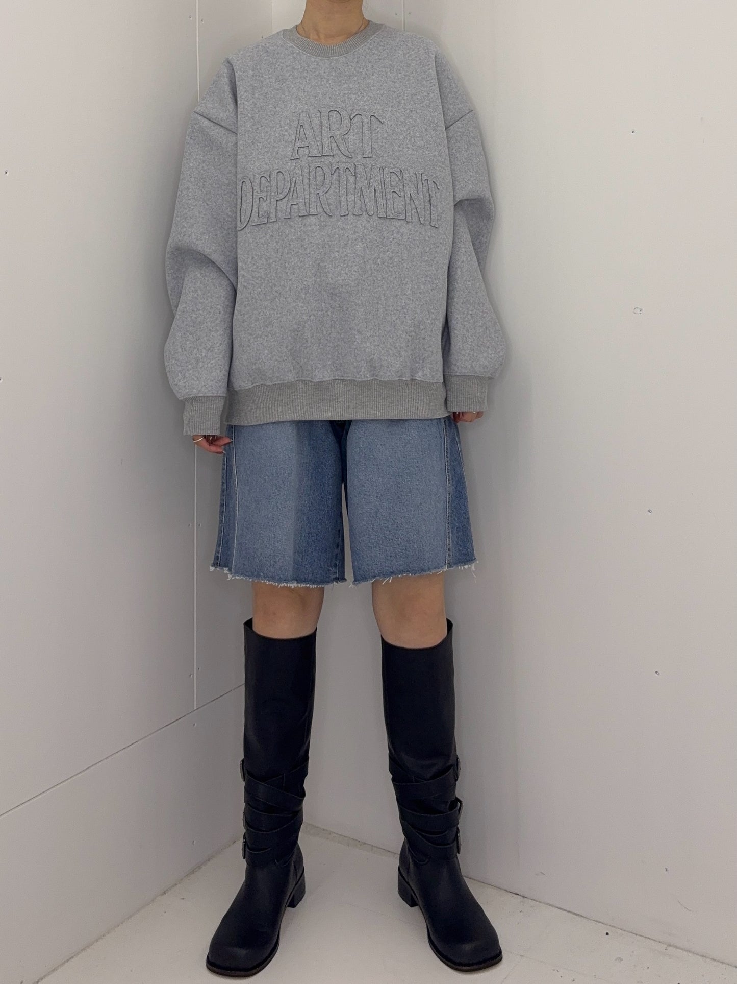 Art patch sweat tops