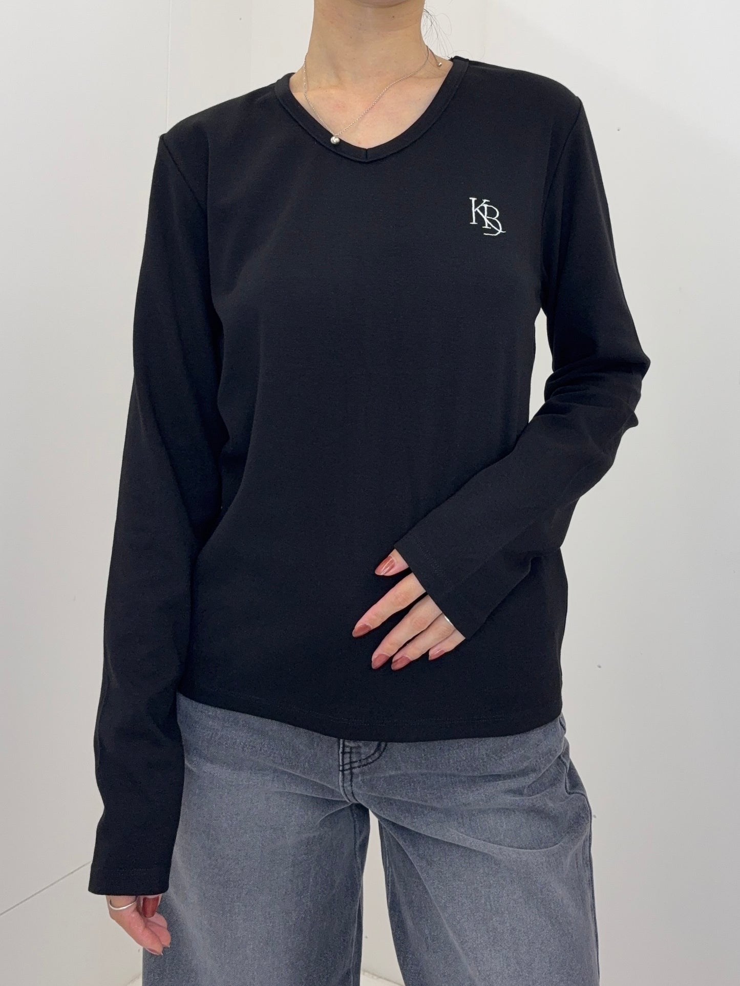 【KARED 1th ANNIVERSARY ITEM】V/N LOGO TOPS