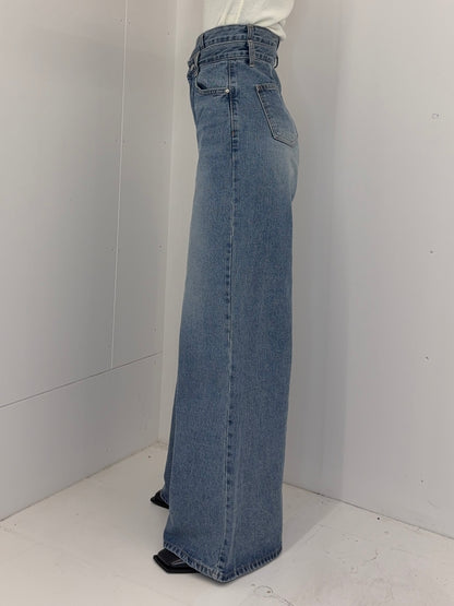 W button h/w jeans