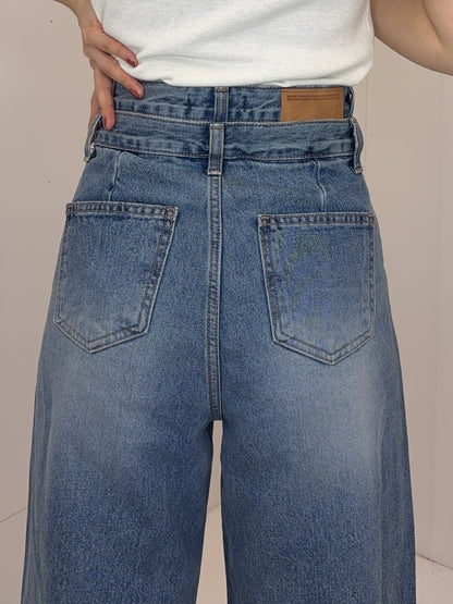 W button h/w jeans