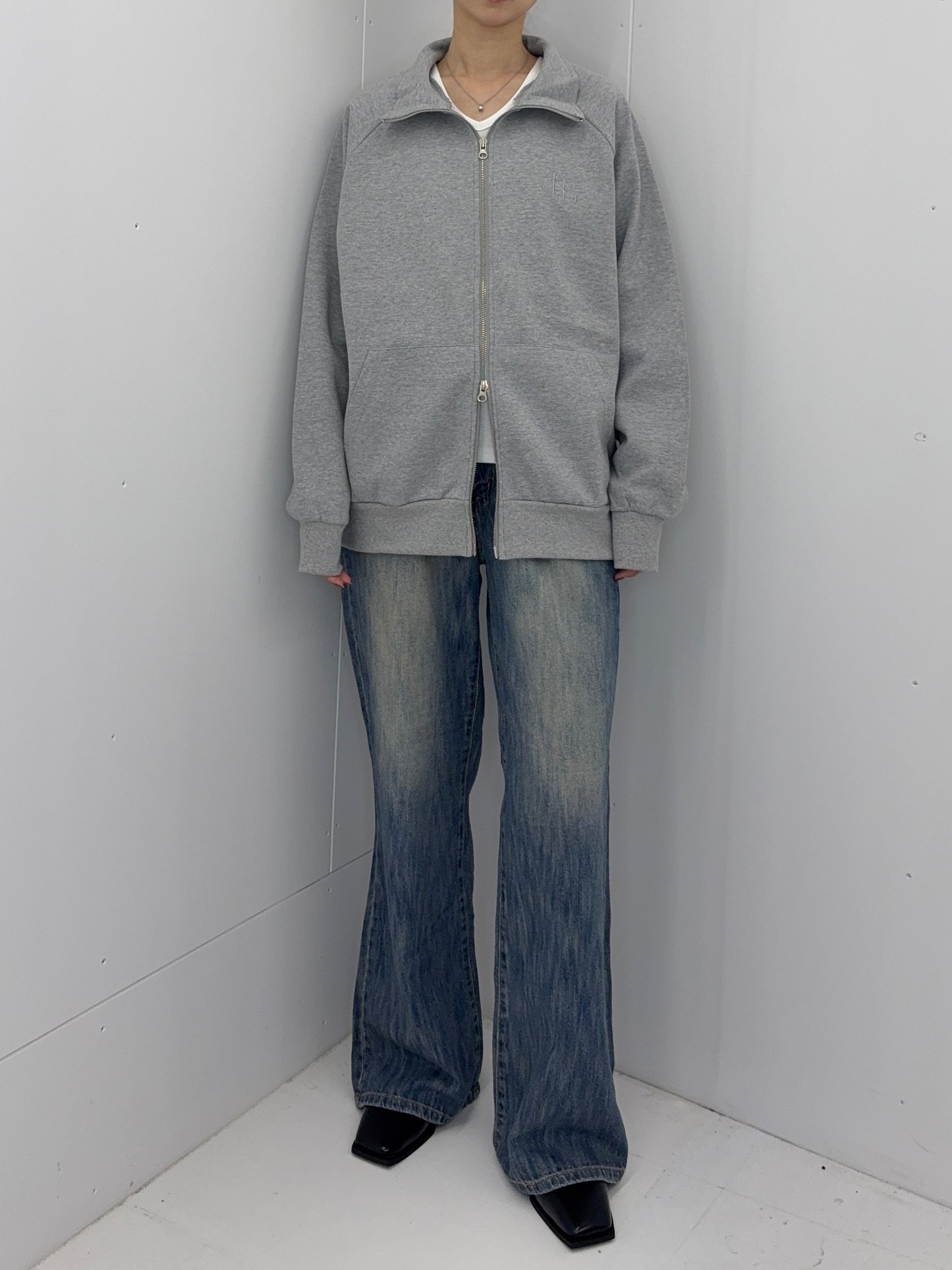 【KARED 1th ANNIVERSARY ITEM】LOGO ZIP UP SWEAT