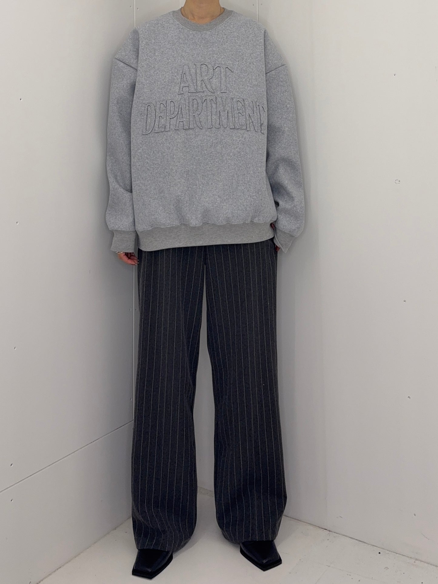 Art patch sweat tops