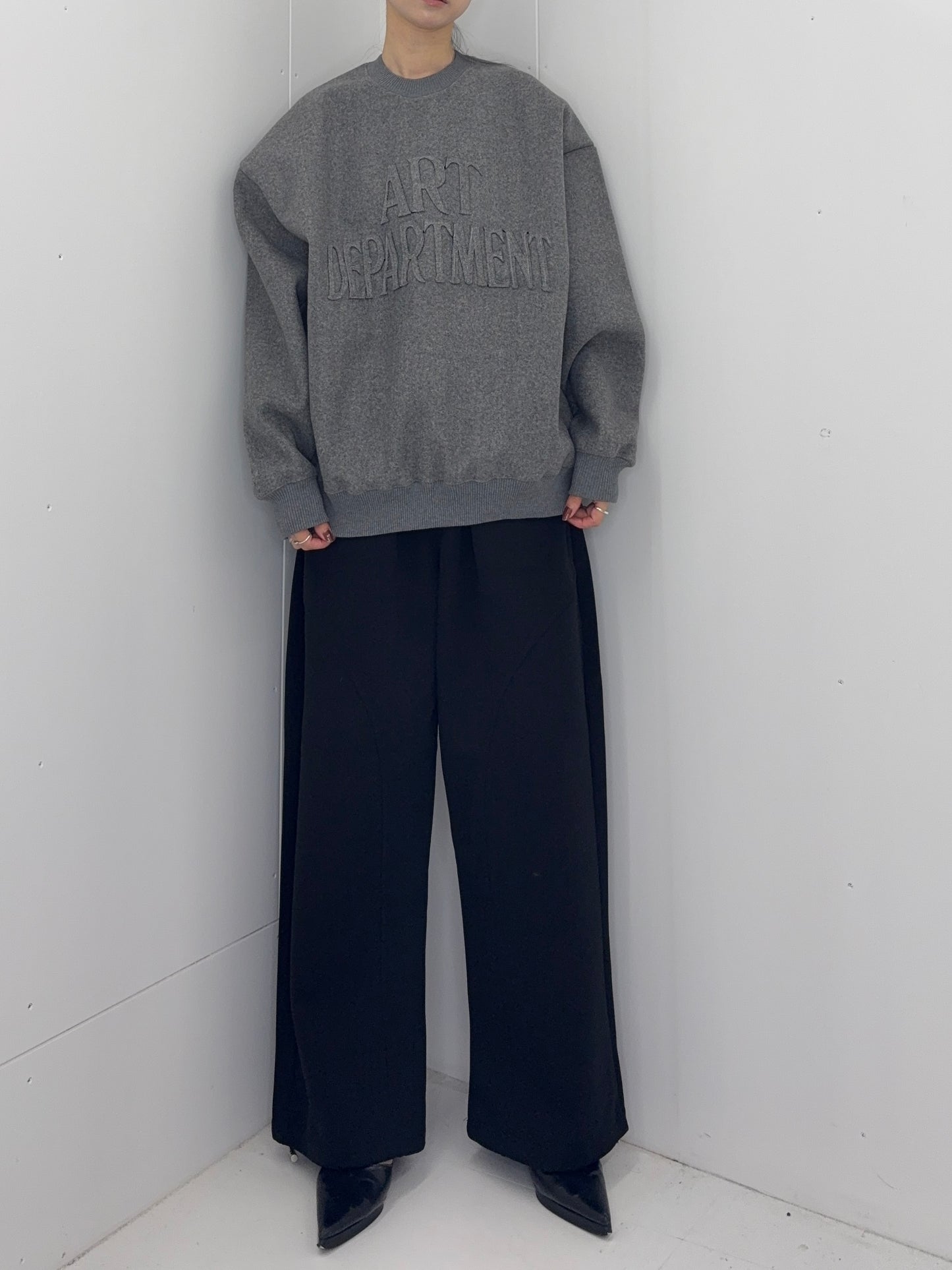 Art patch sweat tops