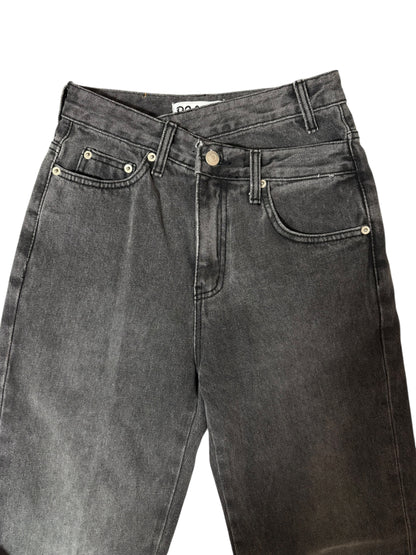 Unbalance h/w straight jeans