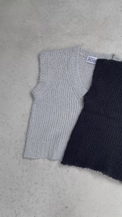 WOOL KNIT VEST