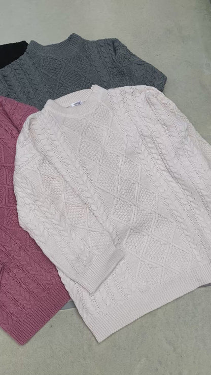 OVER CABLE KNIT
